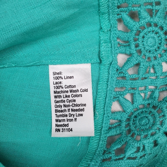 NWT Kaari Blue Linen Crocheted Hem Tank Top - Picture 11 of 11